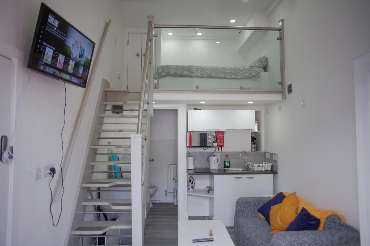 Modern & Stylish Studio In Reading Centre Διαμέρισμα Εξωτερικό φωτογραφία