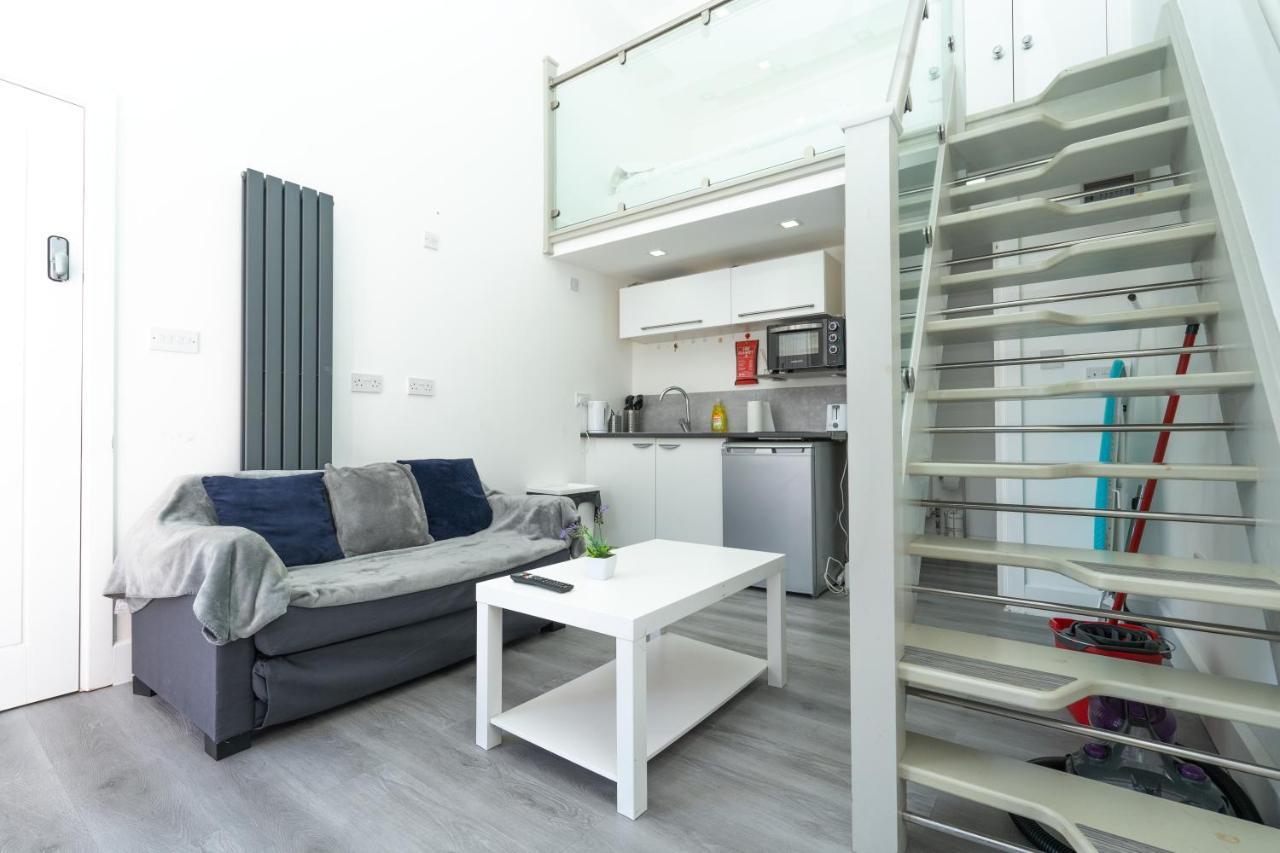 Modern & Stylish Studio In Reading Centre Διαμέρισμα Εξωτερικό φωτογραφία